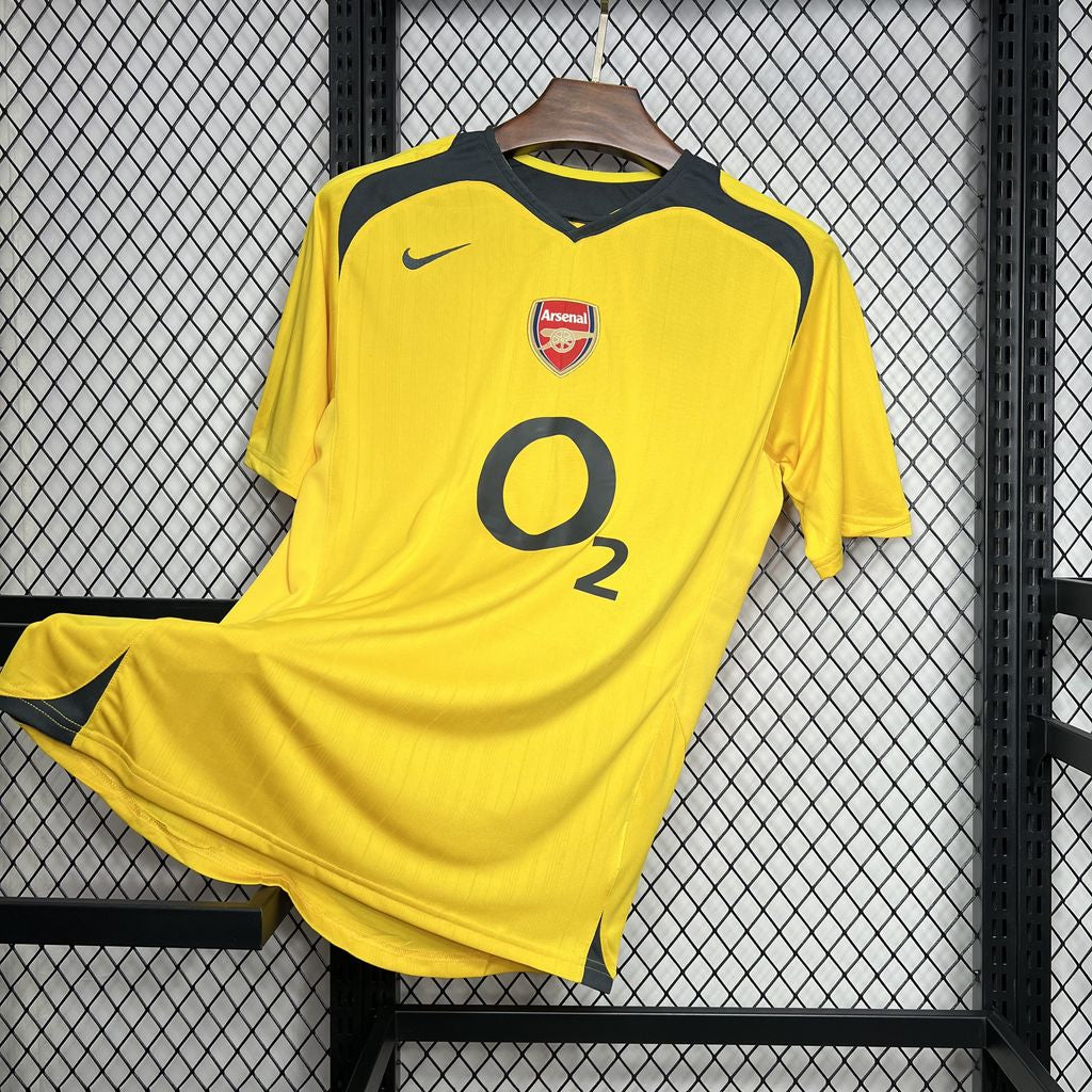 Arsenal 2005/06 Away