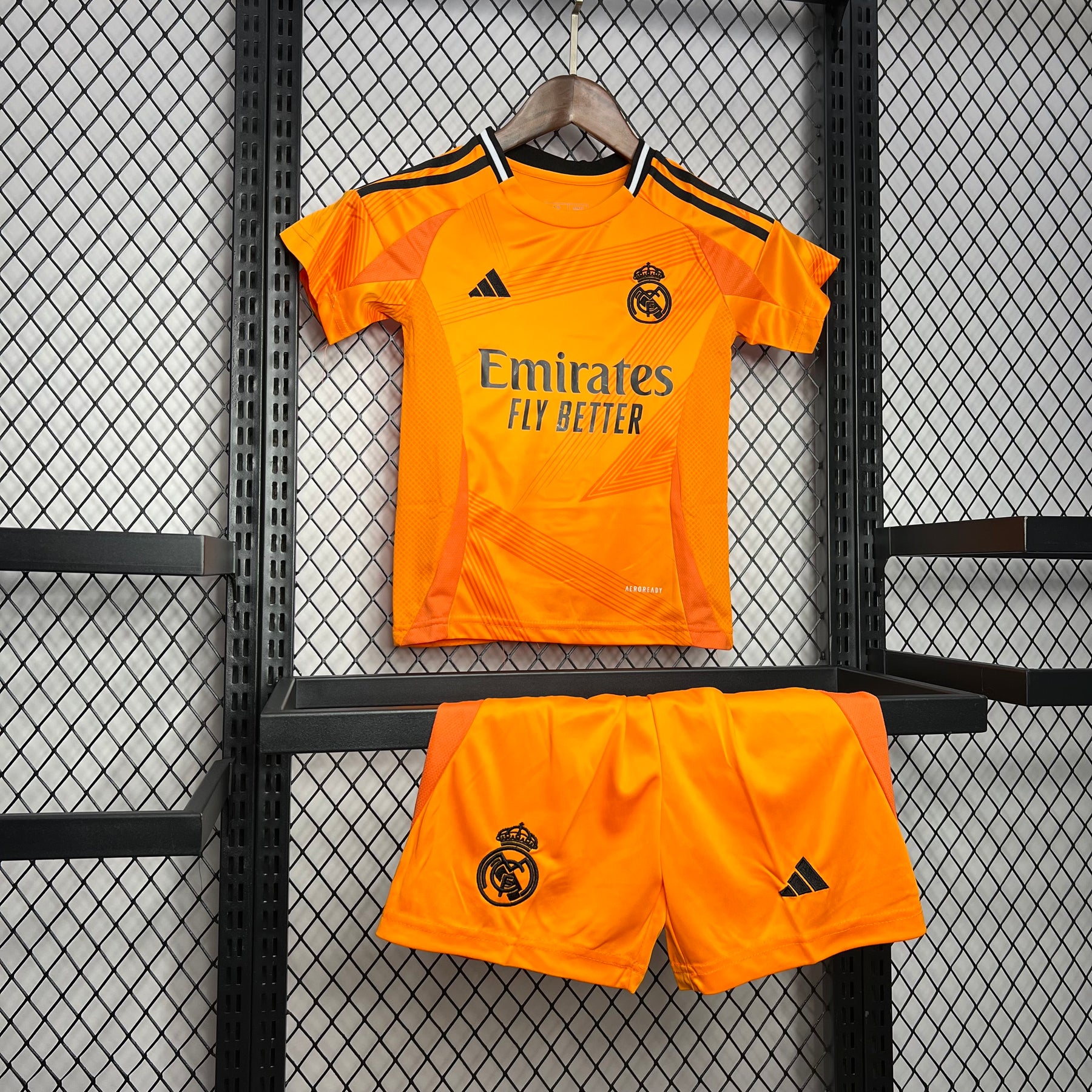 Kit Enfant Real Madrid 24/25 Exterieur